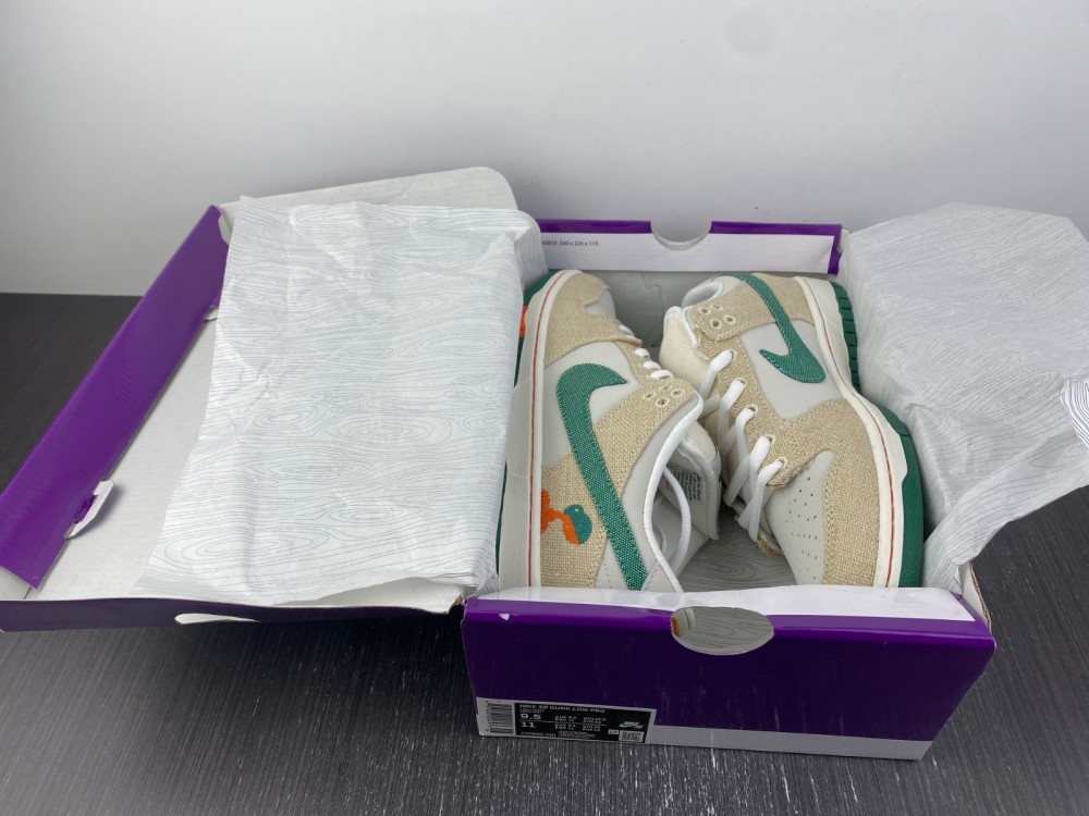 Jarritos-x-Nike-SB-Dunk-Low-Phantom-Safety-Orange-Malachite-For-Sale-8