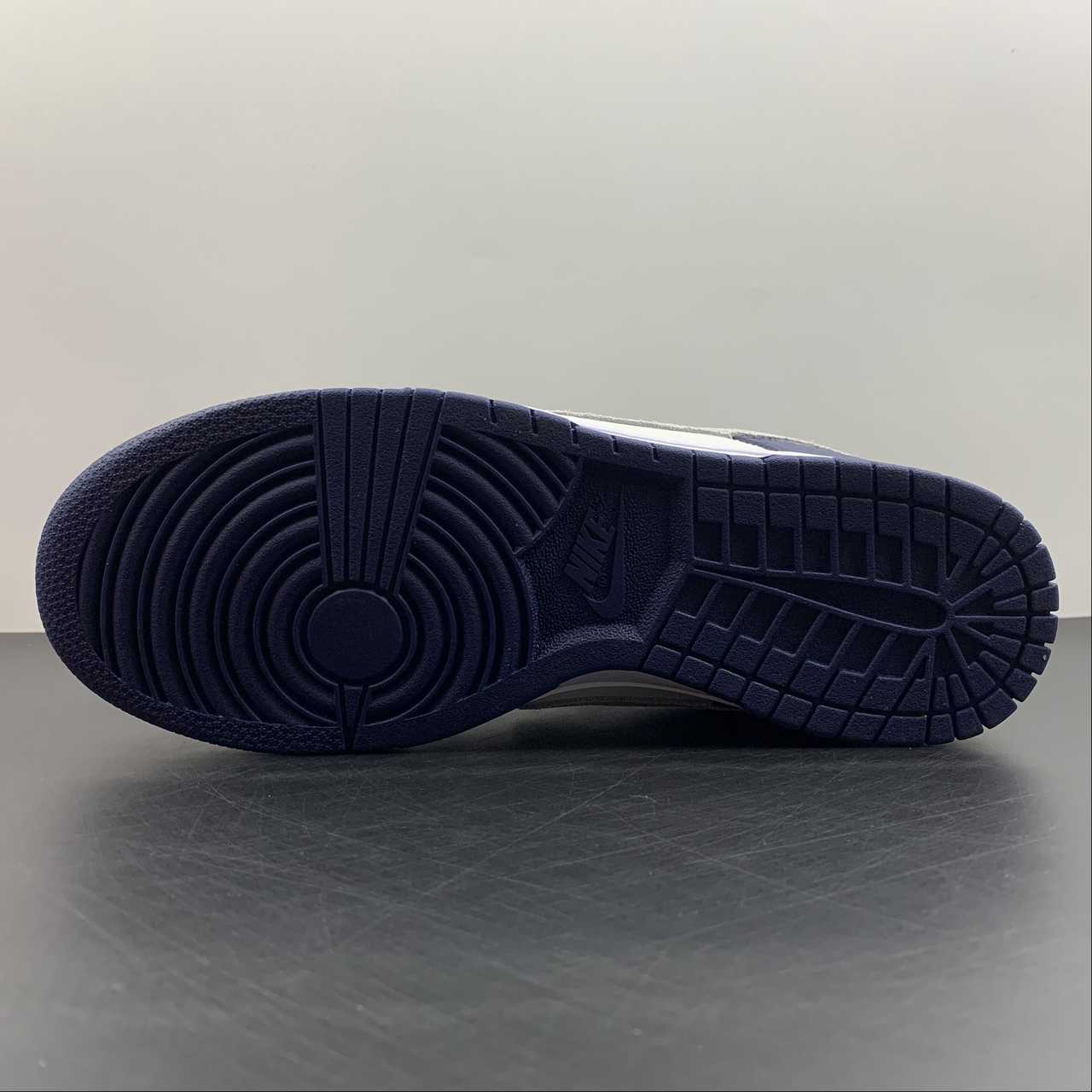 Nike-Dunk-Low-Midnight-Navy-Light-Smoke-Grey-White-For-Sale-2