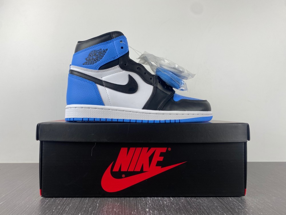 Air-Jordan-1-High-OG-University-Blue-Black-White-For-Sale-6