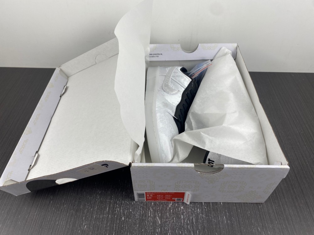 Clot-x-Fragment-x-Nike-Dunk-Low-White-Black-FN0315-110-8