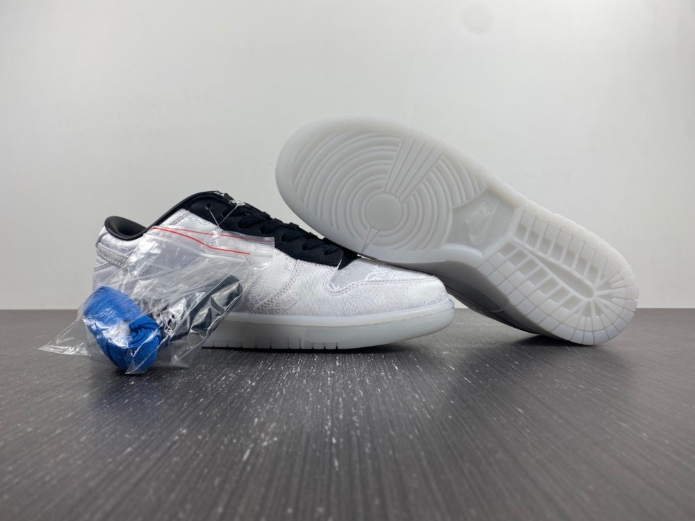 Clot-x-Fragment-x-Nike-Dunk-Low-White-Black-FN0315-110