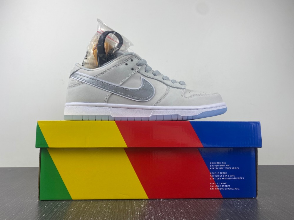 Concepts-x-Nike-SB-Dunk-Low-White-Lobster-FD8776-100-For-Sale-5