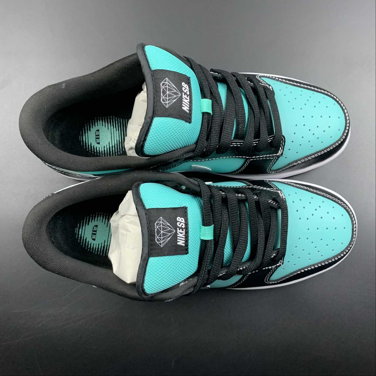 Diamond-Supply-Co-x-Nike-SB-Dunk-Low-Aqua-Chrome-For-Sale-6