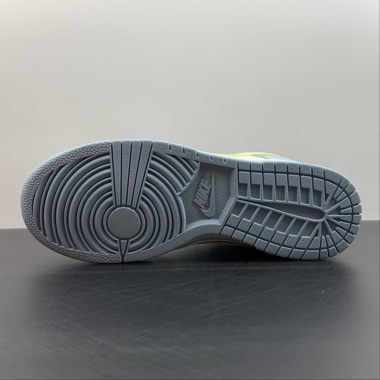 Nike-Dunk-Low-Sail-Citron-Tint-Ocean-Bliss-Light-Silver-For-Sale-2