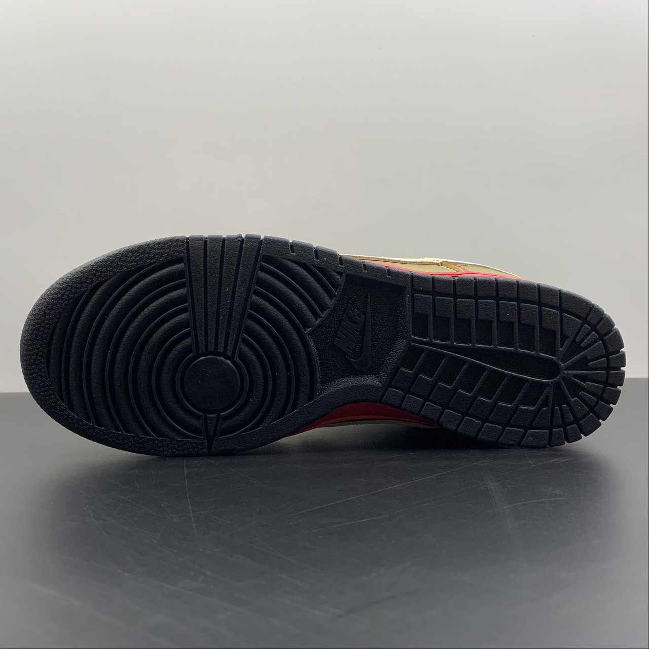 Nike-SB-Dunk-Low-Money-Cat-Gold-Dust-Metallic-Gold-For-Sale-2