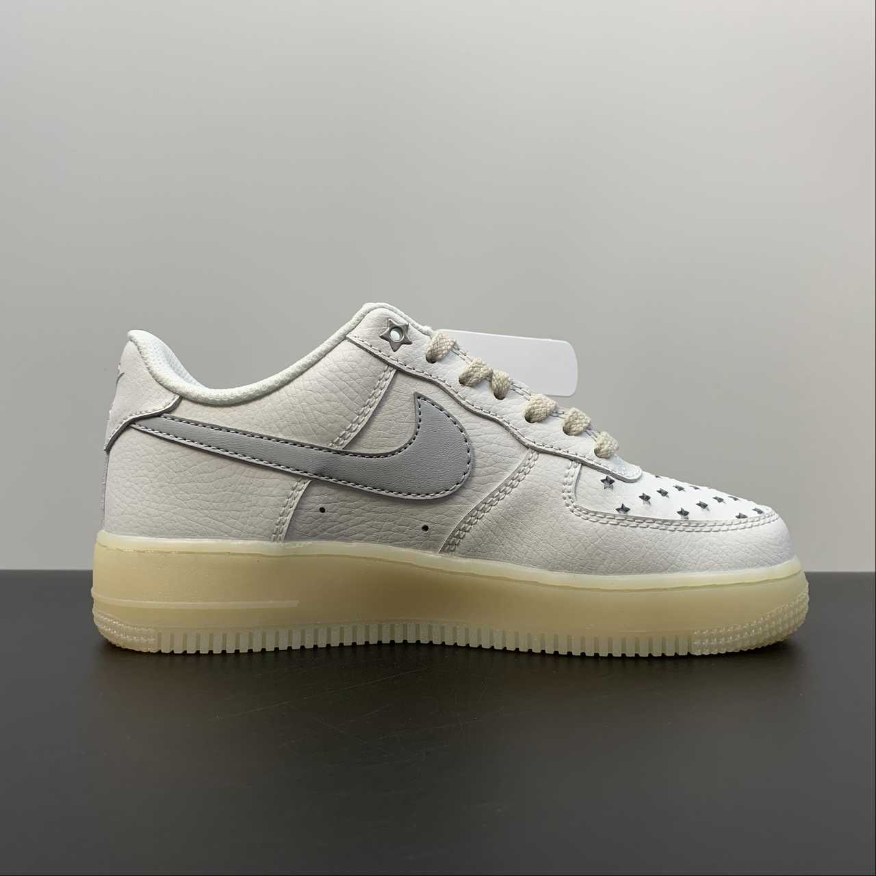 Nike-Air-Force-1-Low-Starry-Night-White-FD0793-100-1