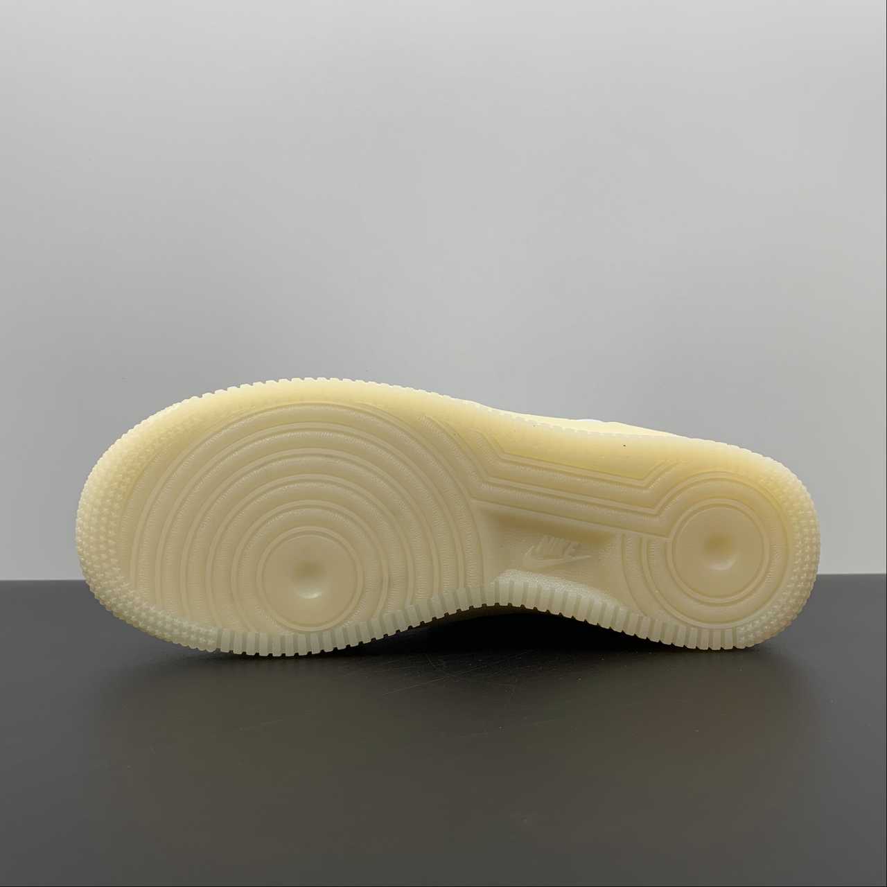 Nike-Air-Force-1-Low-Starry-Night-White-FD0793-100-2