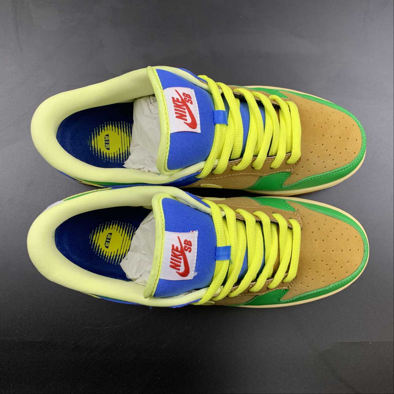 Nike-SB-Dunk-Low-Brooklyn-Projects-Halo-Zitron-313170-771-6