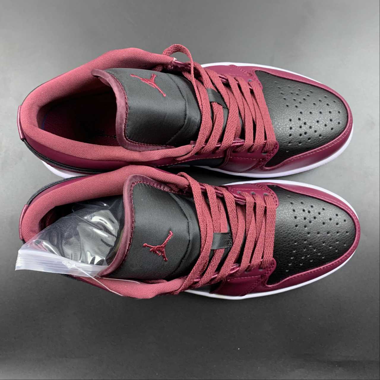jordan-1-low-black-maroon-dc0774-006-6