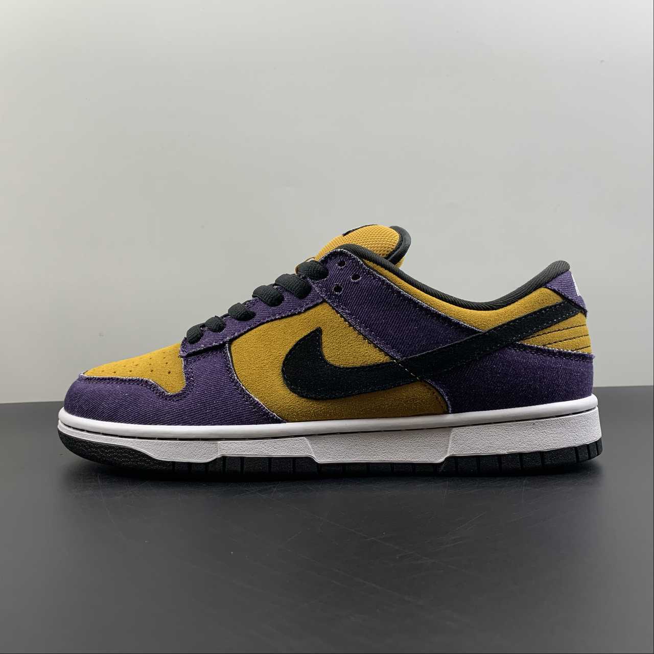 sb-dunk-low-goofy-boy-chutney-abyss-304292-751