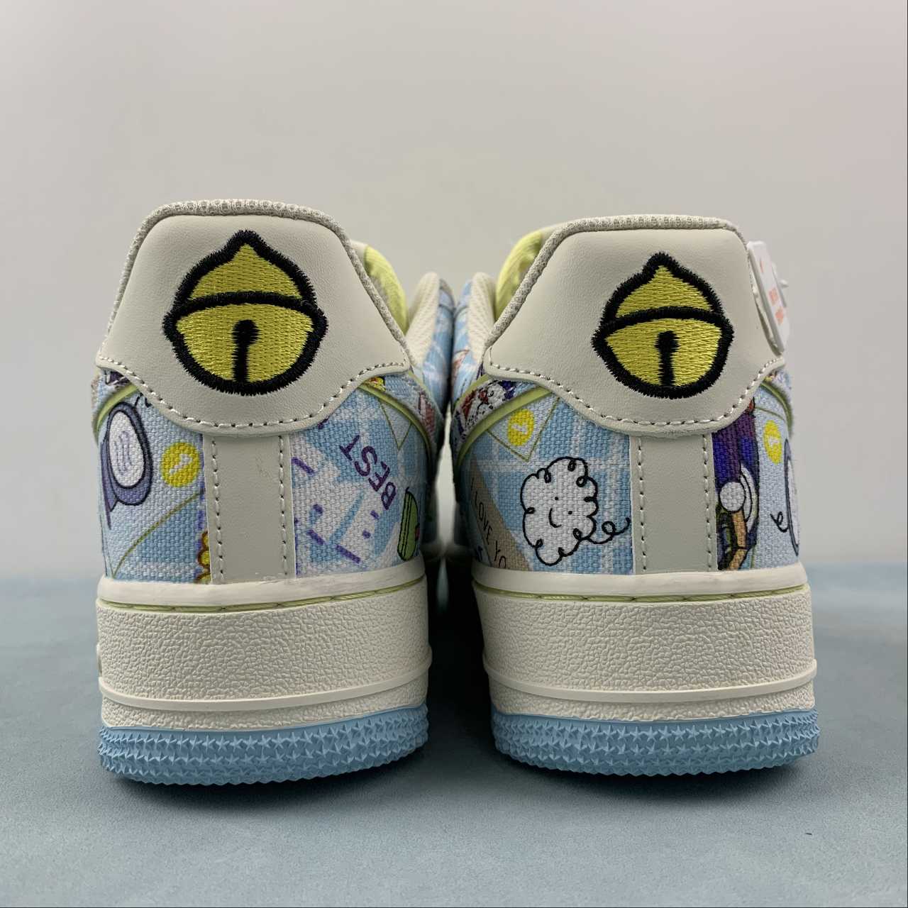 Custom-Nike-Air-Force-1-Low-Doraemon-White-Blue-Yellow-5