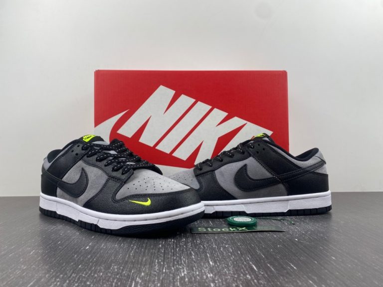 nike dunk green black
