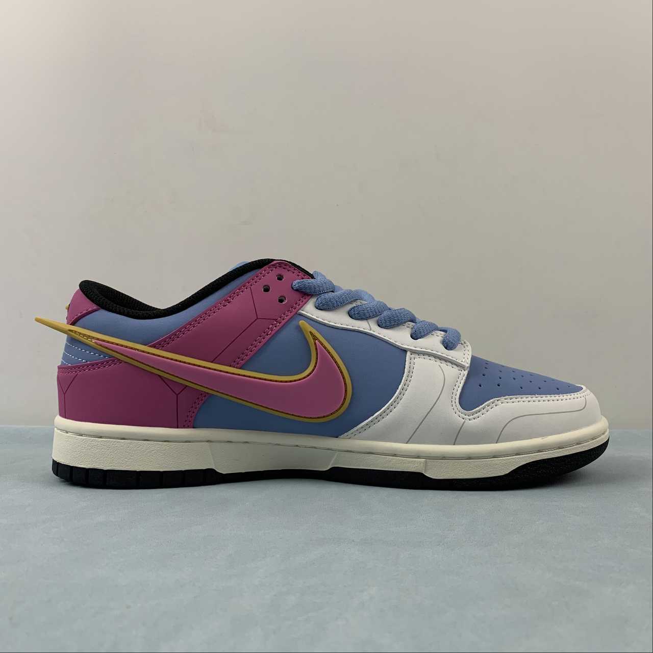 Saint-Seiya-x-Nike-Dunk-Low-Custom-Purple-Blue-White-1
