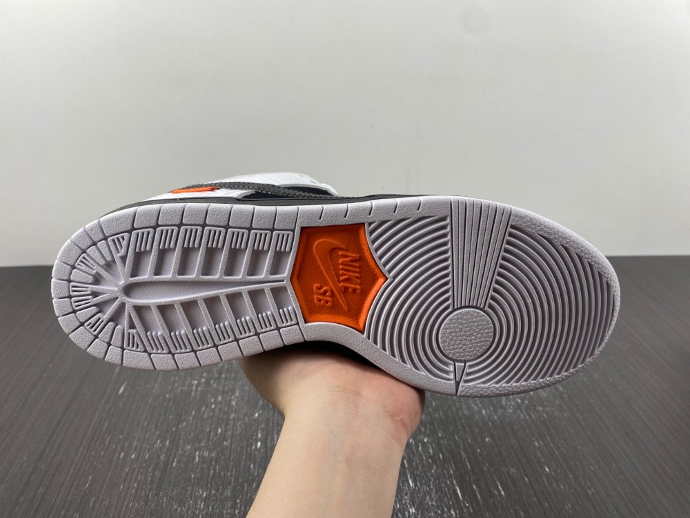TIGHTBOOTH-x-Nike-SB-Dunk-Low-White-Black-Safety-Orange-For-Sale-7