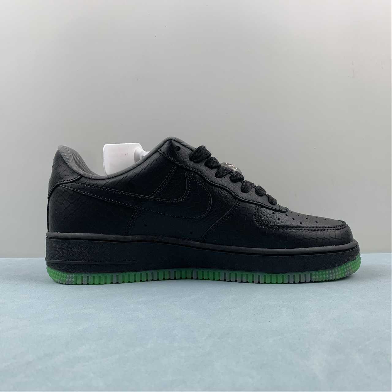 Nike-Air-Force-1-Low-Halloween-2023-Black-Green-Strike-FQ8822-084-1