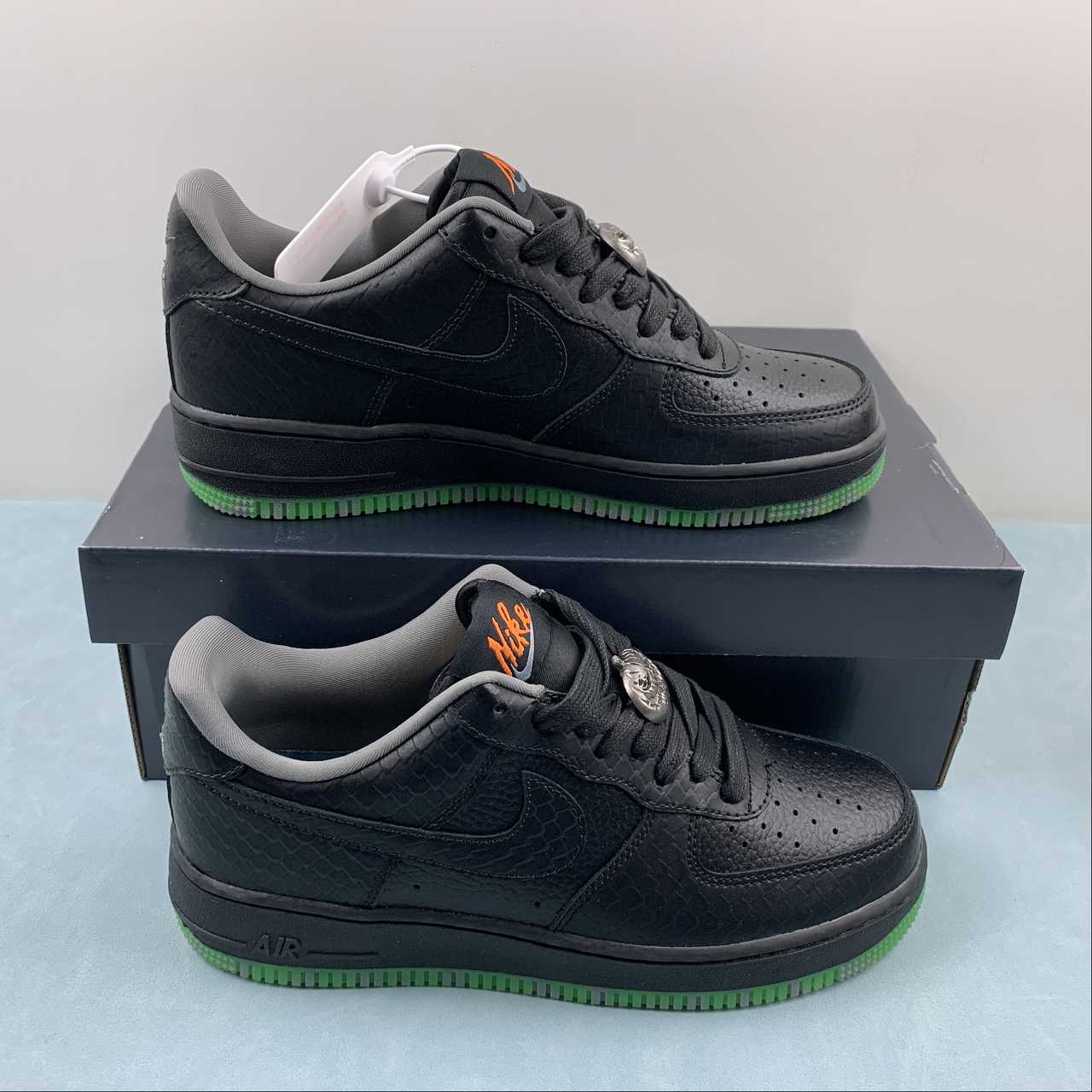 Nike-Air-Force-1-Low-Halloween-2023-Black-Green-Strike-FQ8822-084-11